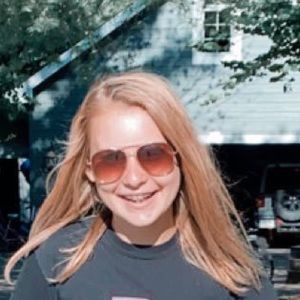 Meet your Posher, Chloe